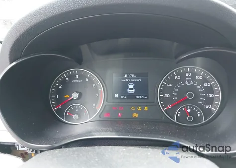 2020 Kia Optima S z USA, uszkodzony, nr VIN 5XXGT4L31LG405080